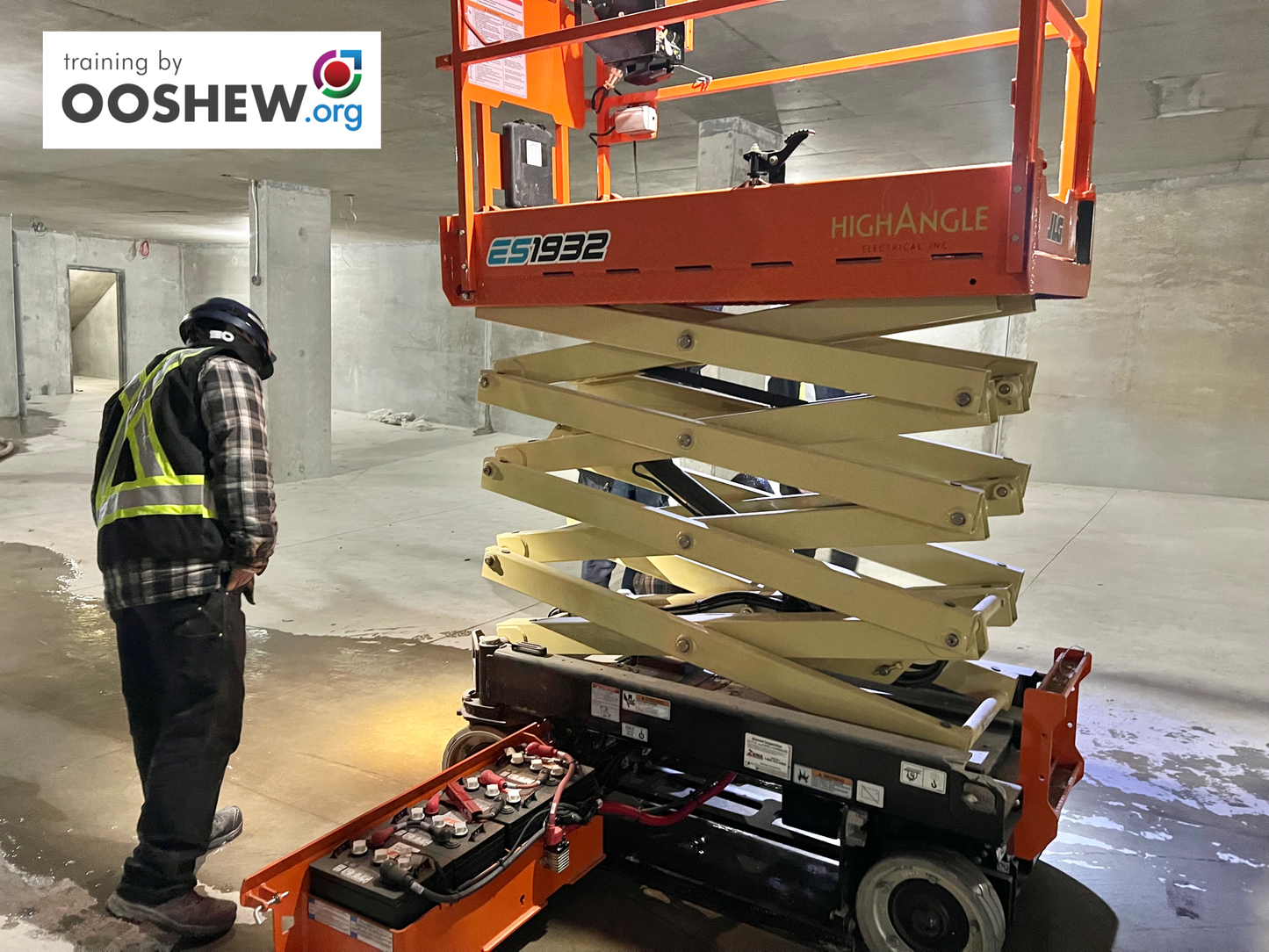 Aerial Scissor Lift
